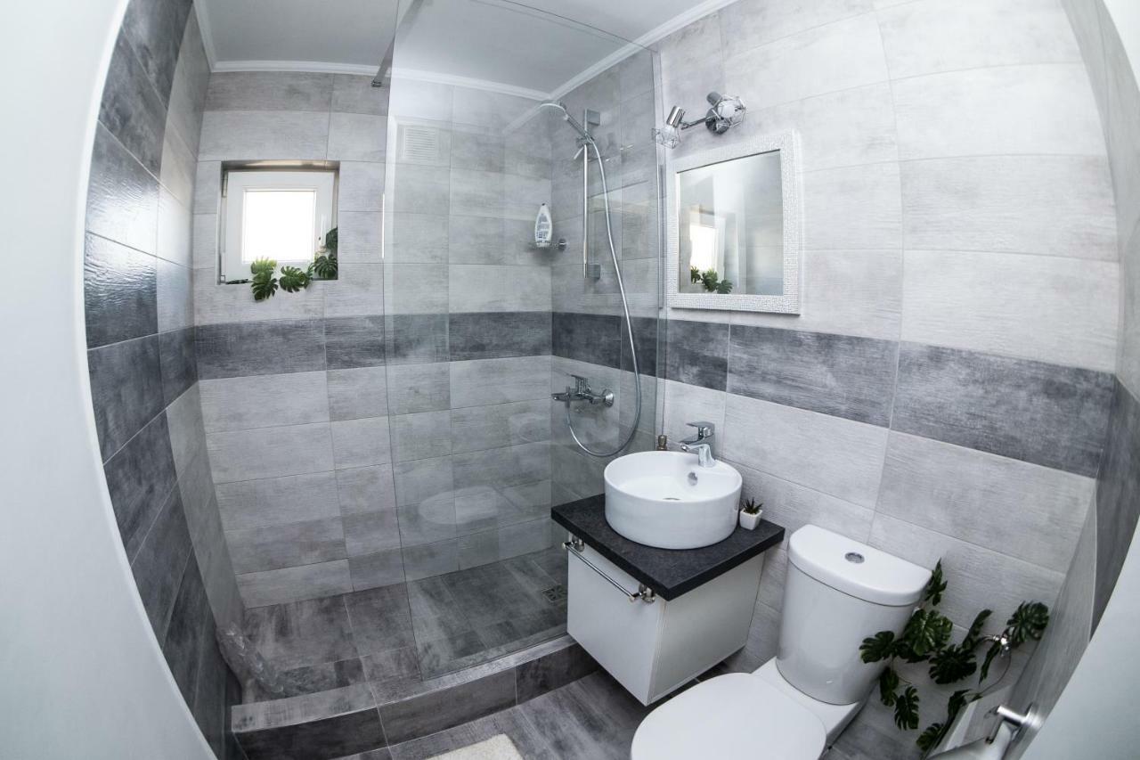 Tania Apartament Oradea Exteriör bild