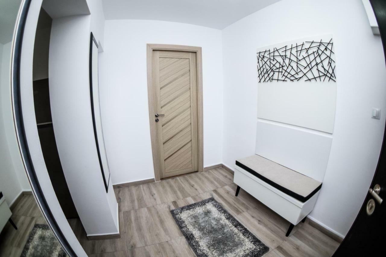 Tania Apartament Oradea Exteriör bild